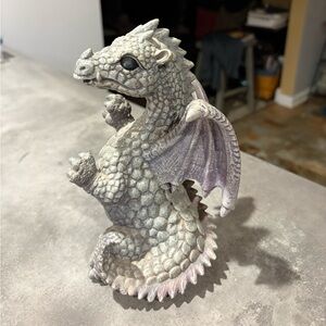 Dragon Decor
